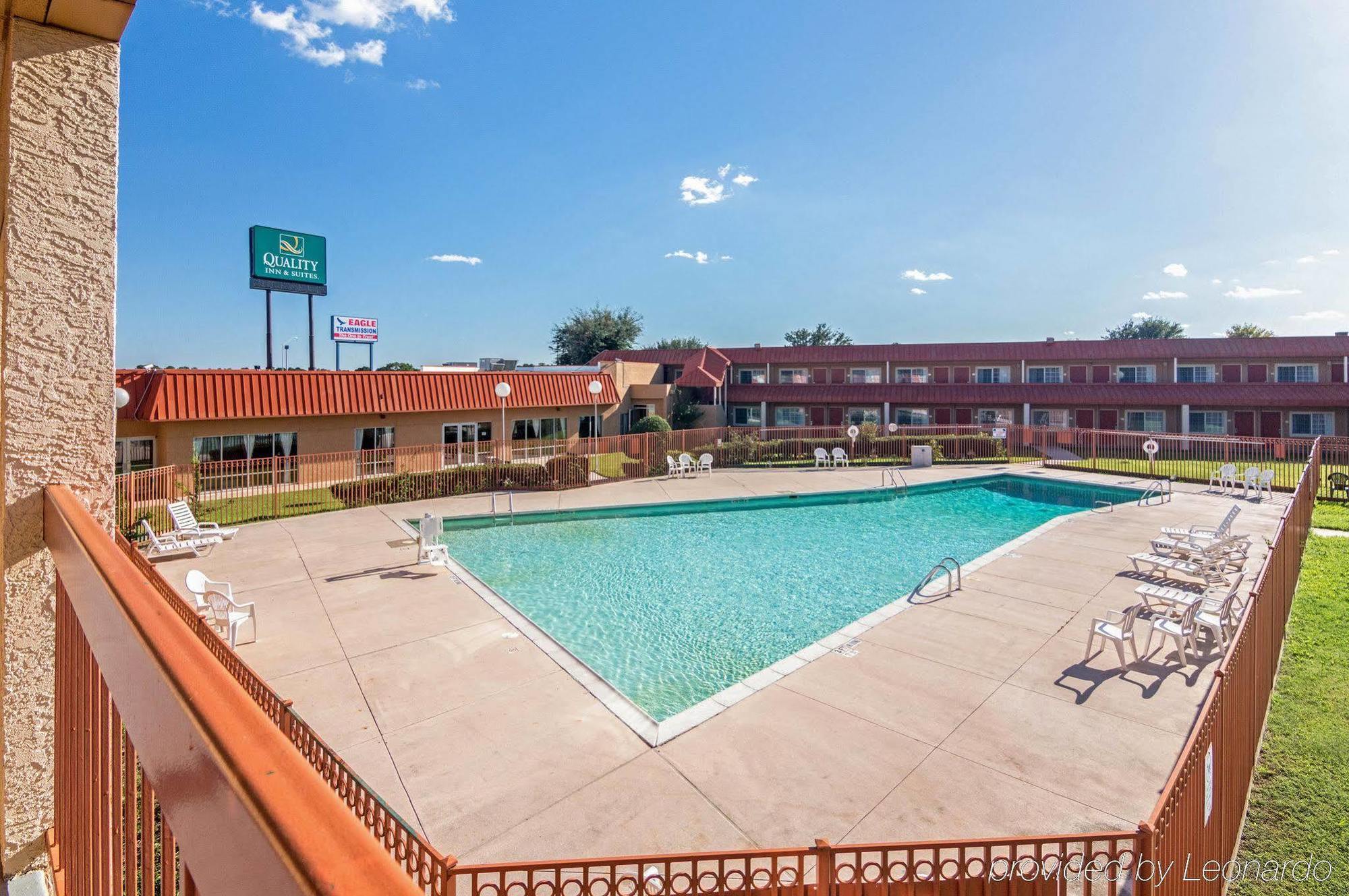 Texas Inn & Suites Denton Exterior foto